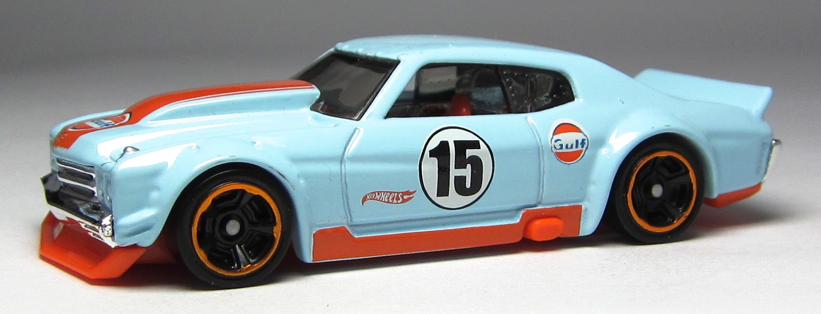 Hot wheels 1:64 Chevy Chevelle 1970 in GULF colours. - already one of my al...