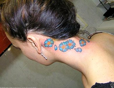 http://2.bp.blogspot.com/-atWz29s9BWc/TrubmP_13lI/AAAAAAAAFC8/iFTeGXYPhPg/s1600/cute-flowers-on-neck-tattoo.jpg