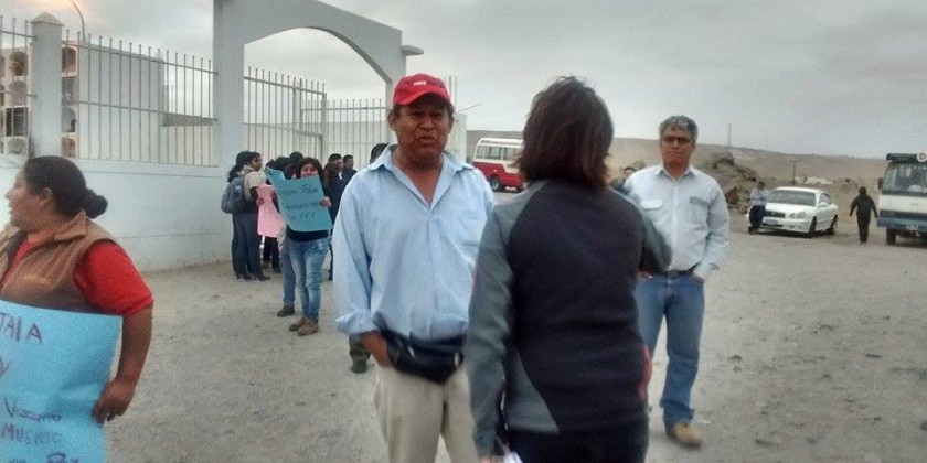 GRUPO INICIATIVA ANTICORRUPCION ILO: FOTOS: Agreden a periodistas de ... GRUPO INICIATIVA ANTICORRUPCION ILO: FOTOS: Agreden a periodistas de ...