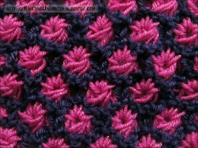 Aster knitting stitch pattern | knittingunlimited.blogspot.com This stitch create a very interesting effect - knit texture looks a lot like aster flower.