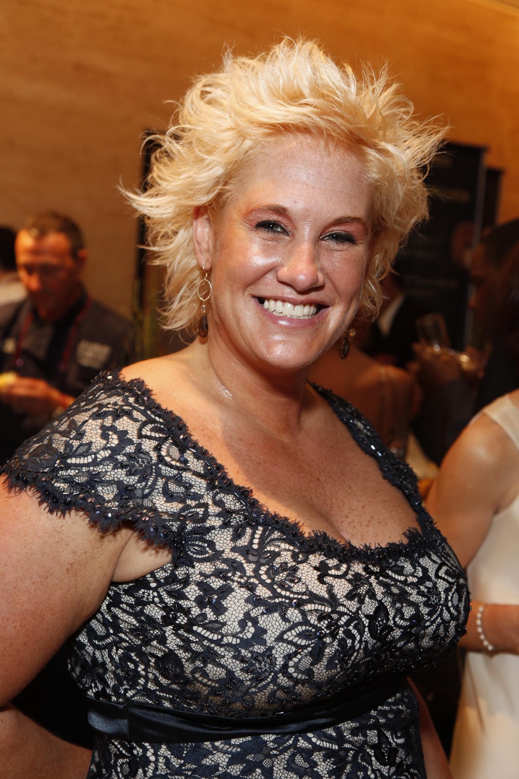 Anne Burrell | Celebrities Photos Hub