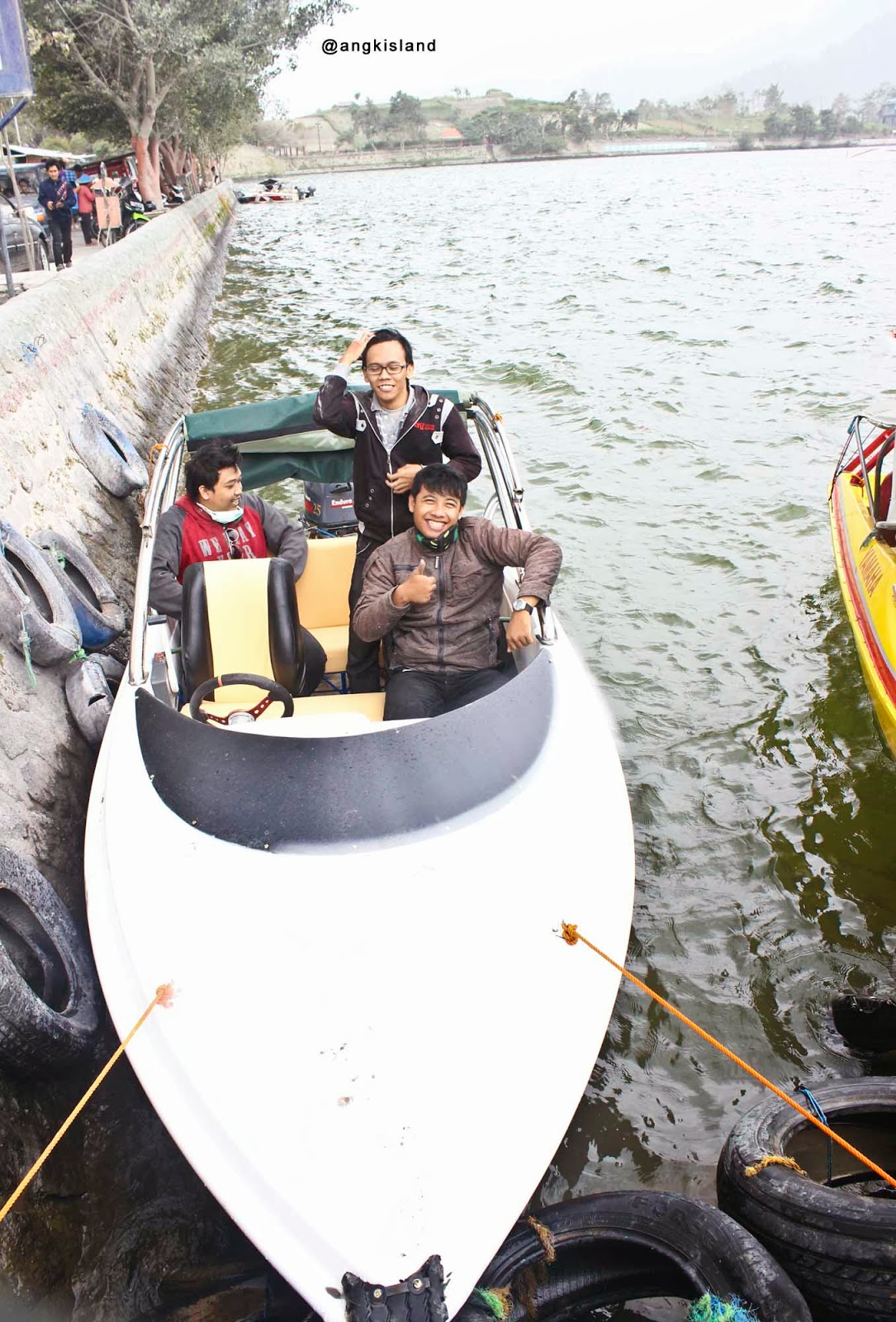 main jet ski sarangan telaga sarangan