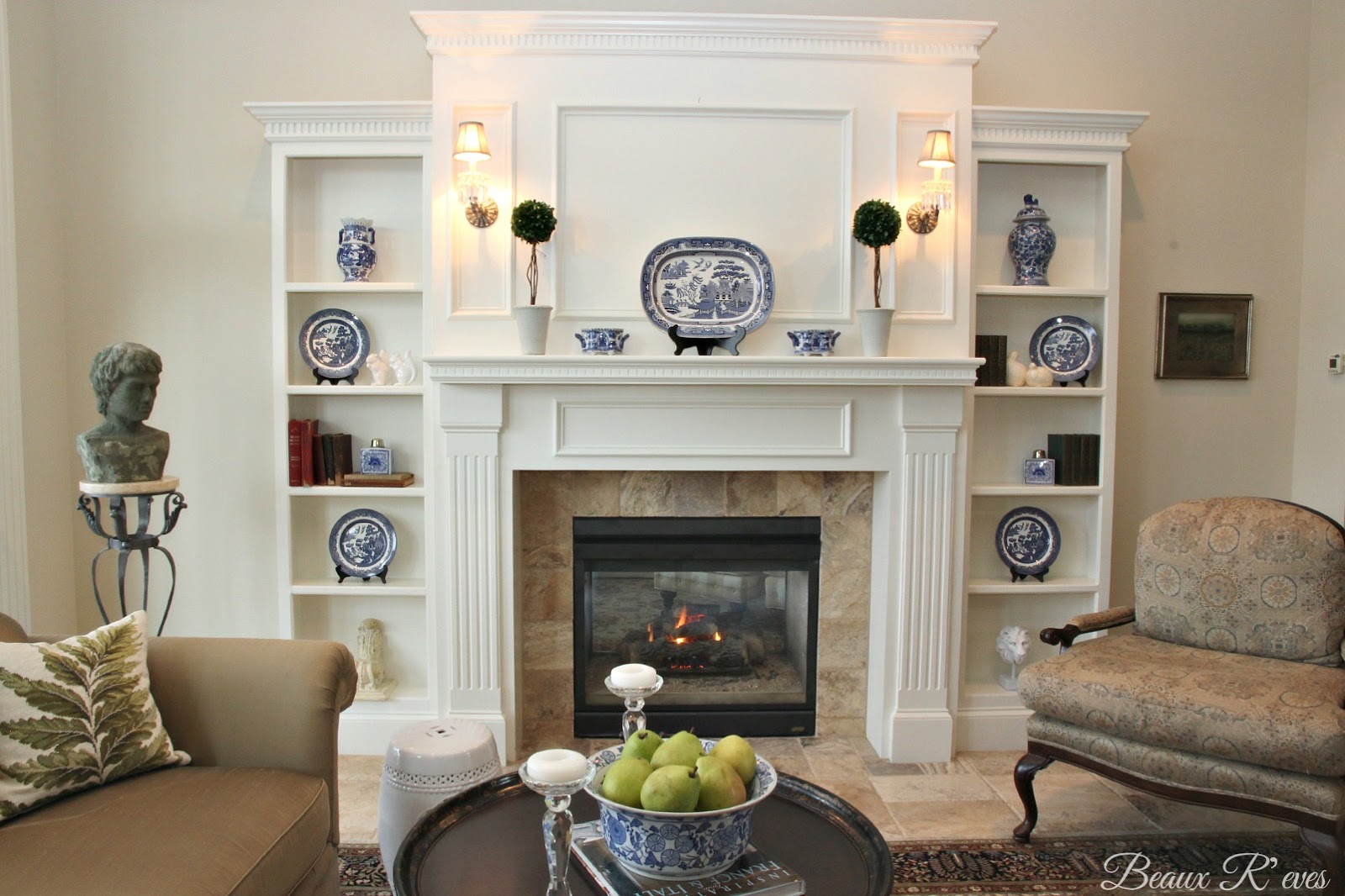 Beaux R'eves Bookshelf StylingStaging Our Home For Sale