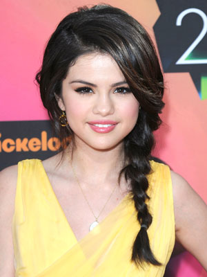 selena gomez hair bob