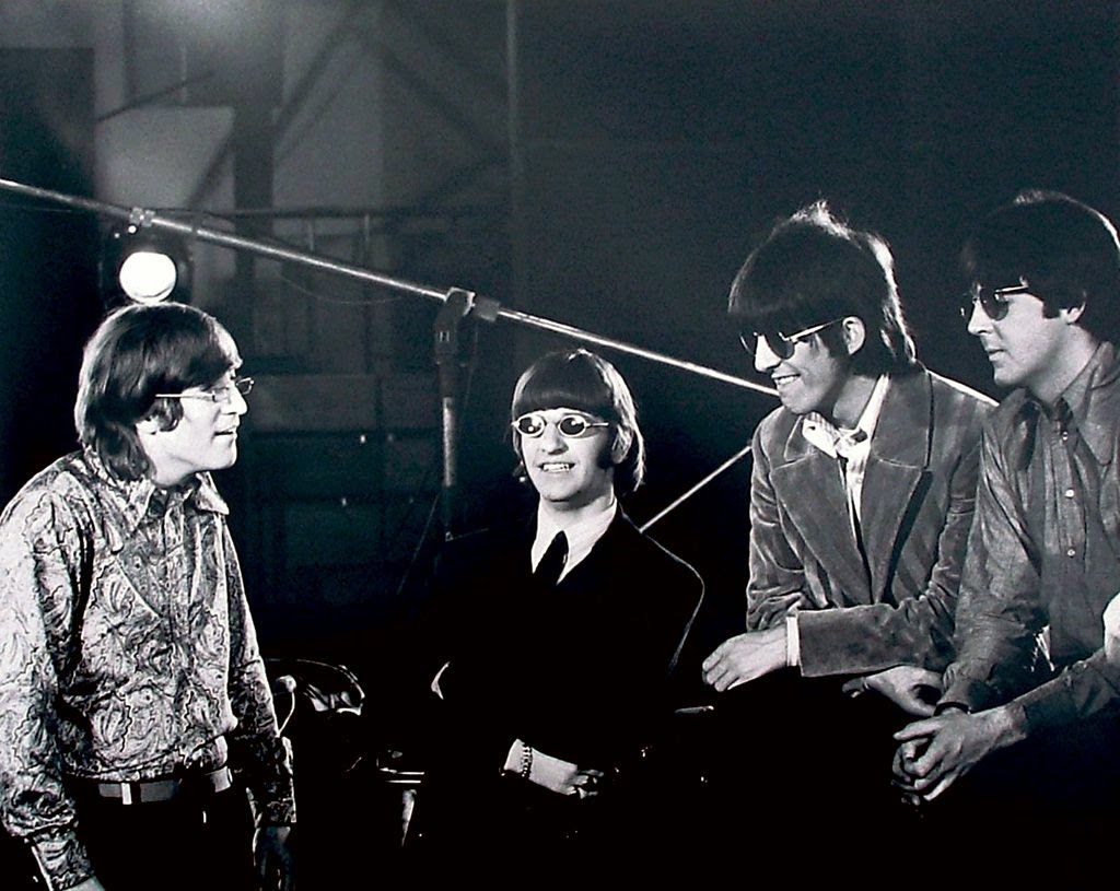 The Daily Beatle has moved! Album covers Revolver