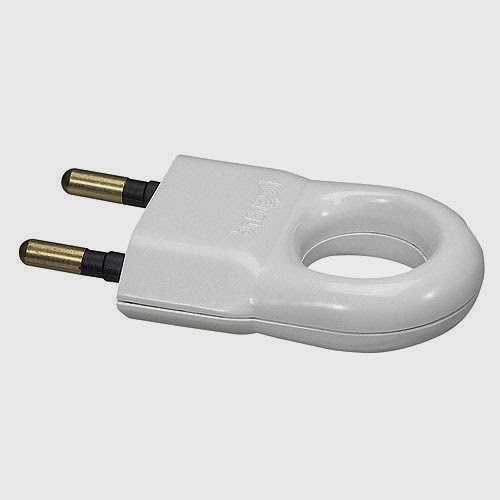Clavija eléctrica Clavija eléctrica blanca de 2 polos