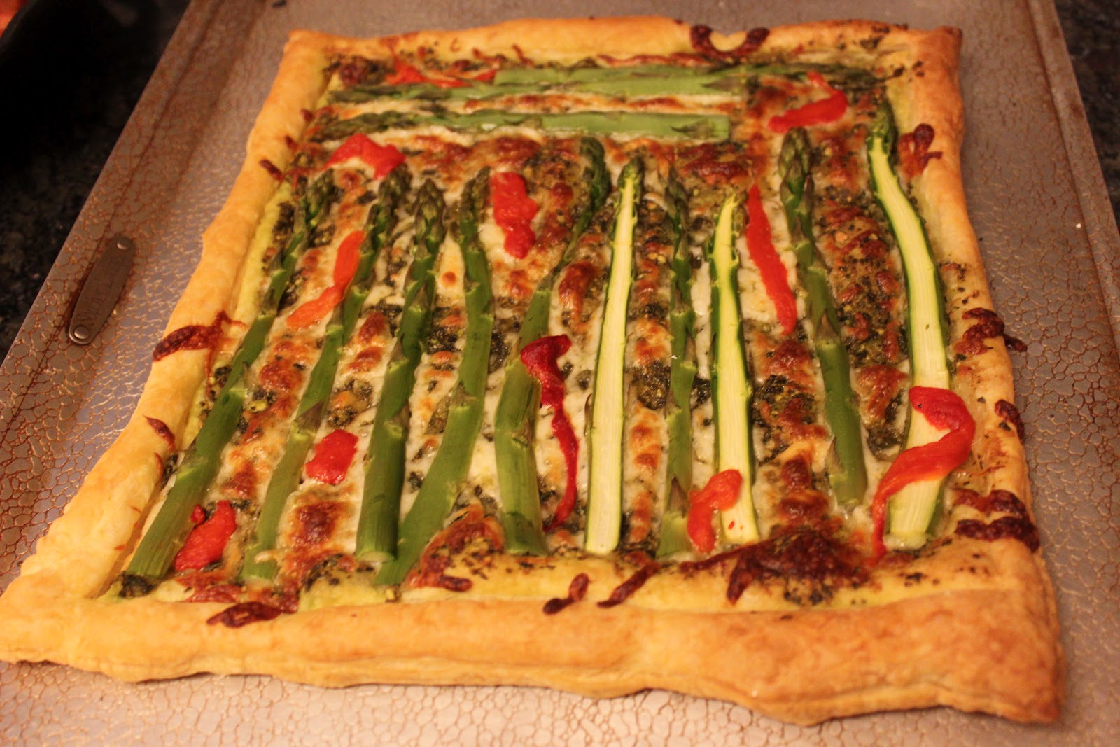 Megsiemay Makes Asparagus & Pesto Tart