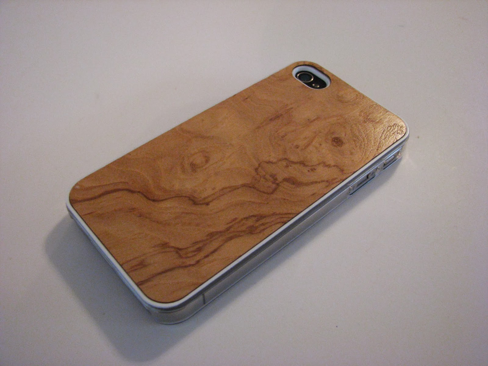 Debras Random Rambles Carved Phone Case Giveaway
