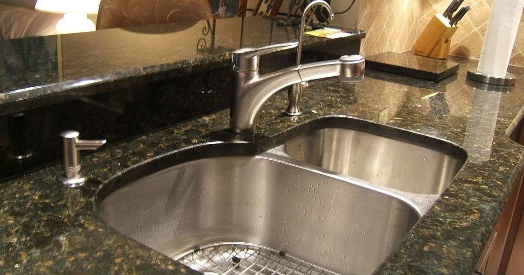 Kitchen Tile Backsplash Ideas With Uba Tuba Granite Countertops