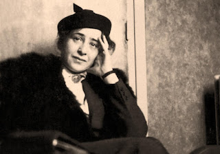 frases do filosofo hannah arendt