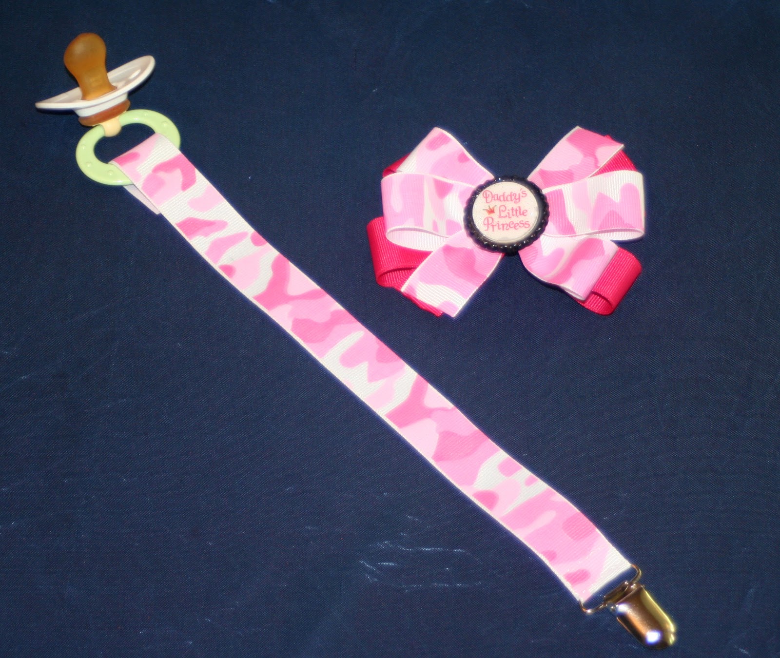 Tweet Cheeks Boutique Matching Pacifier Clips