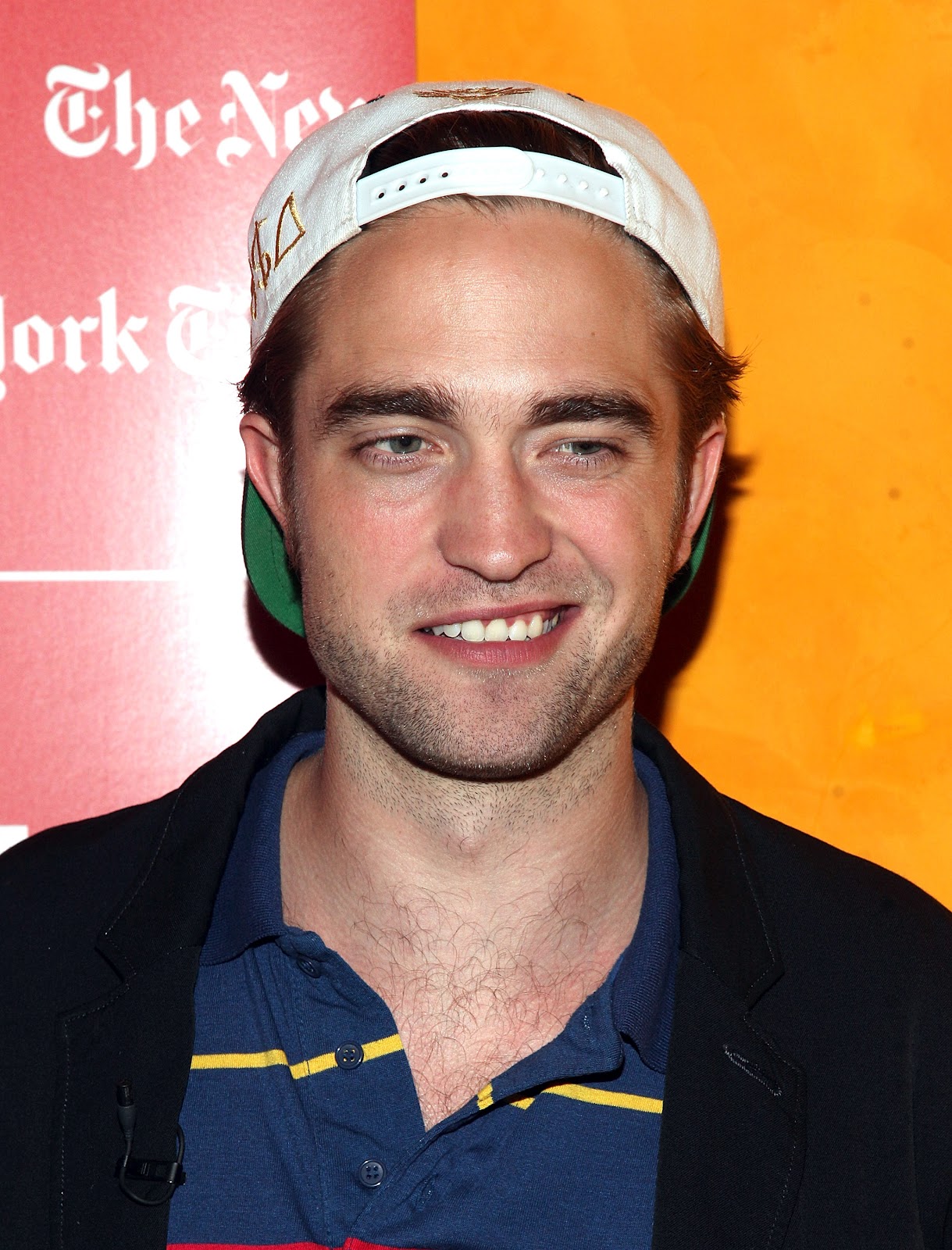 http://2.bp.blogspot.com/-b3qqiybtCR4/UCxdM6KAG0I/AAAAAAAAOjw/YGIFRPMieAo/s1600/PATTINSONLIFETIMESTALKCOSMONYC4.jpg