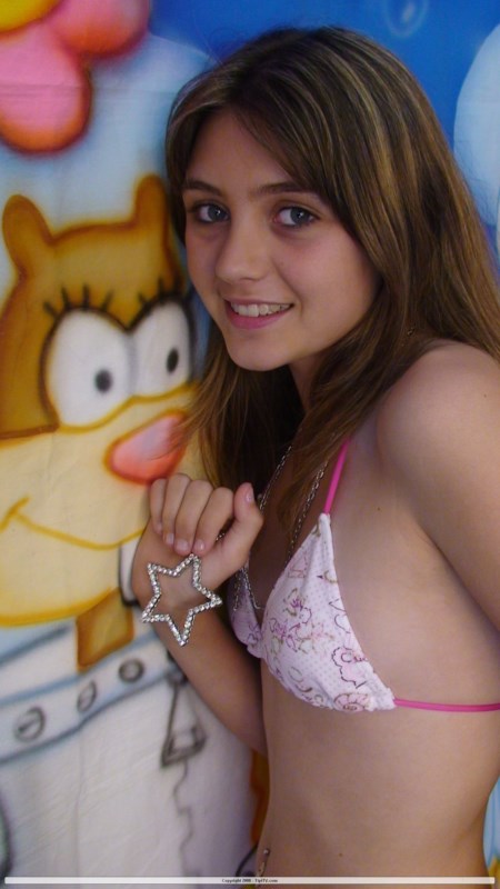 imgChili.net Album Model