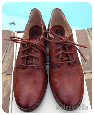 Shoes-day: Frye Anna Leather Oxford