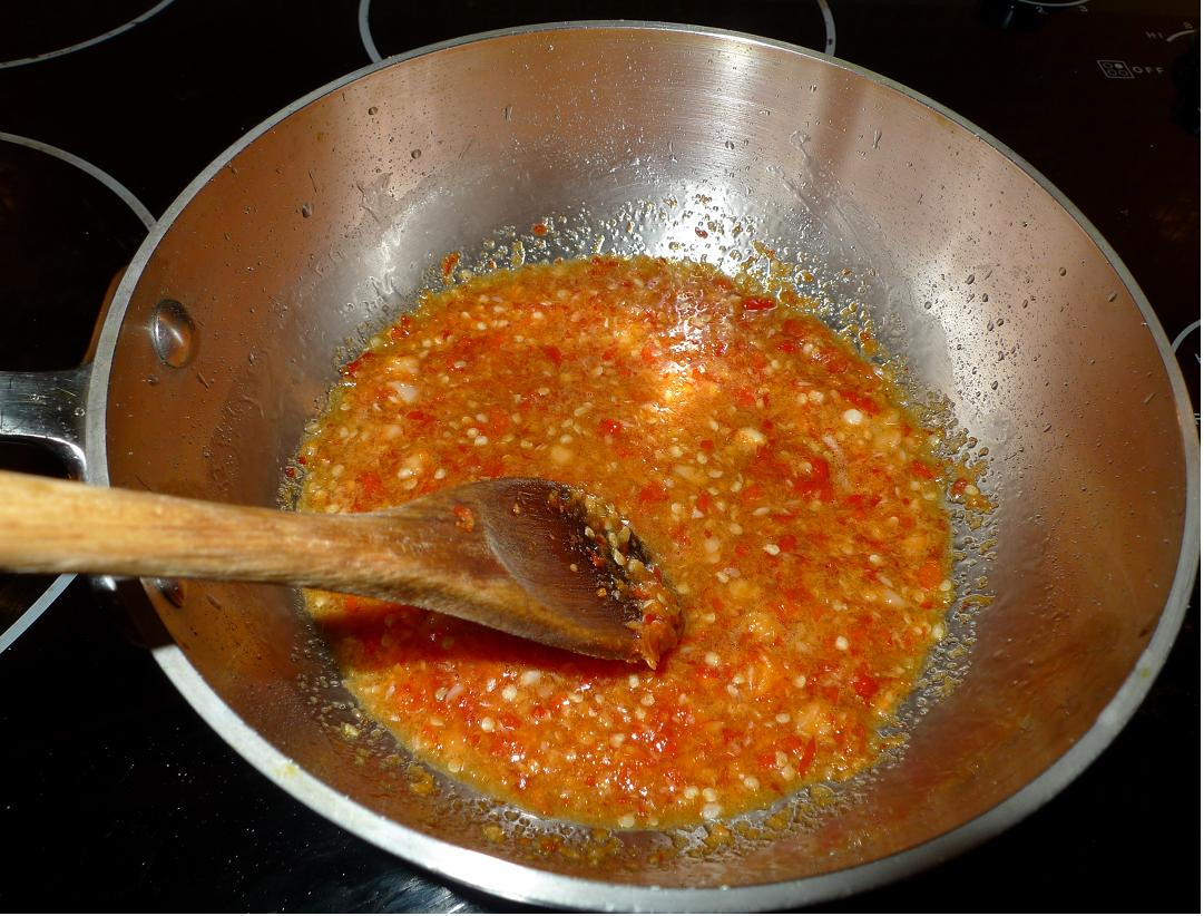 Amporn's Thai Kitchen Thai sweet red chili sauce