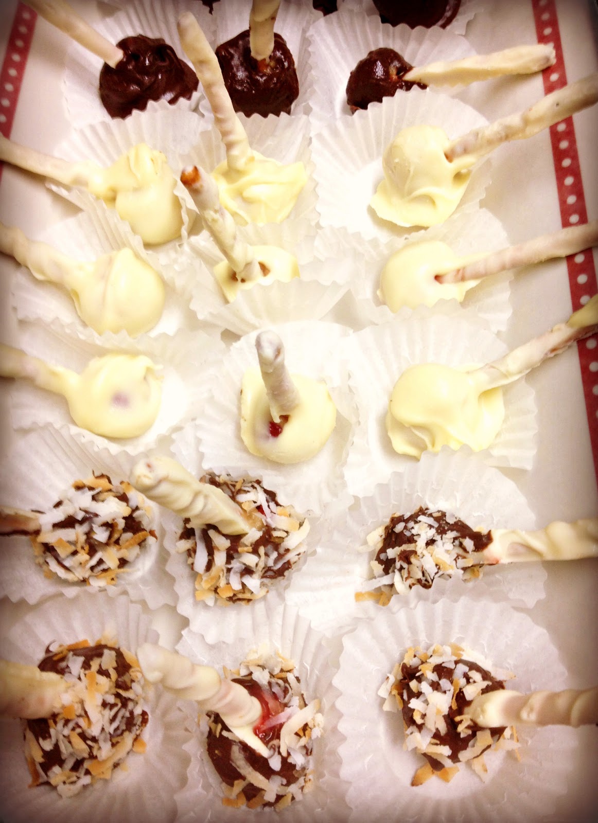 fresh juniper Cherry Bomb Pops in 3 Flavors Smokin' Hot Cayenne