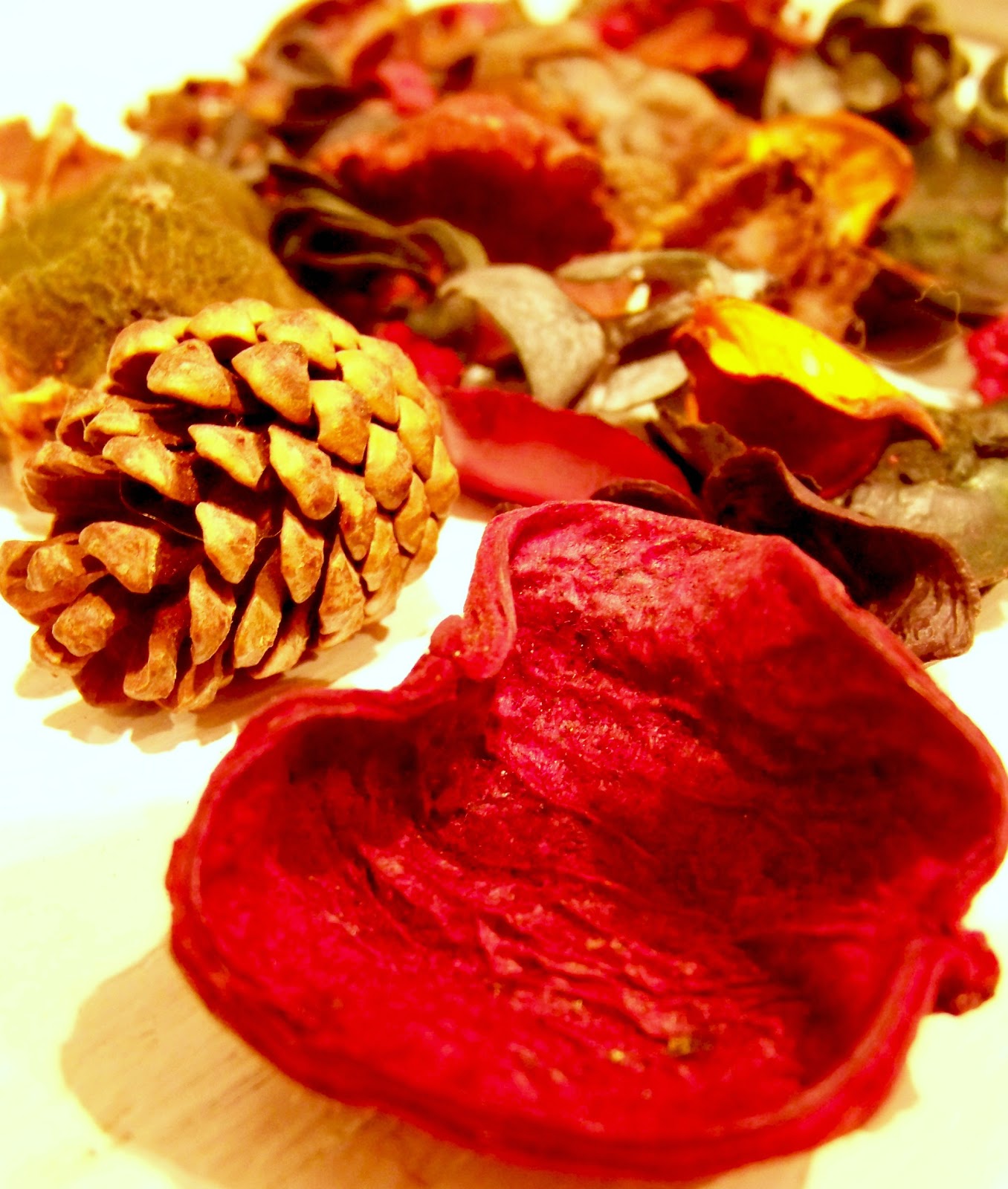 Chicken Wire Potpourri Ornament Community Chickens