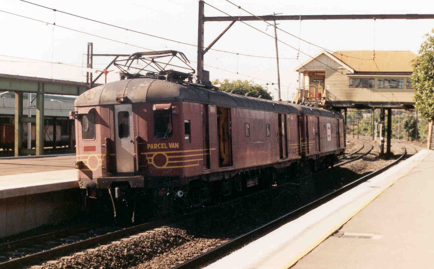 NSW Rail Rambler Parcel vans
