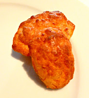 MADELEINES AU JAMBON ET A LA MIMOLETTE VIEILLE : image MADELEINES AU JAMBON ET A LA MIMOLETTE VIEILLE :