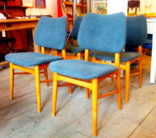 VINTAGE 4P. Tu tienda de muebles vintage en Madrid.: enero 2013