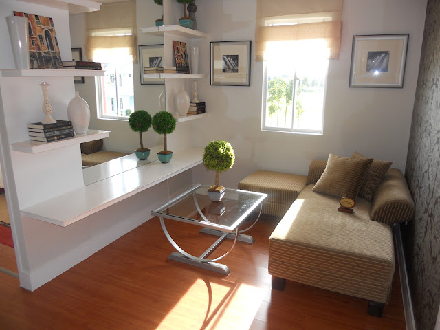 19+ Simple Living Room Very Small House Interior Design Philippines Images