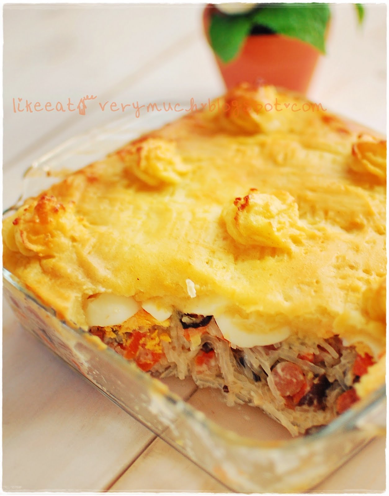 The Things She Love Pastel Tutup