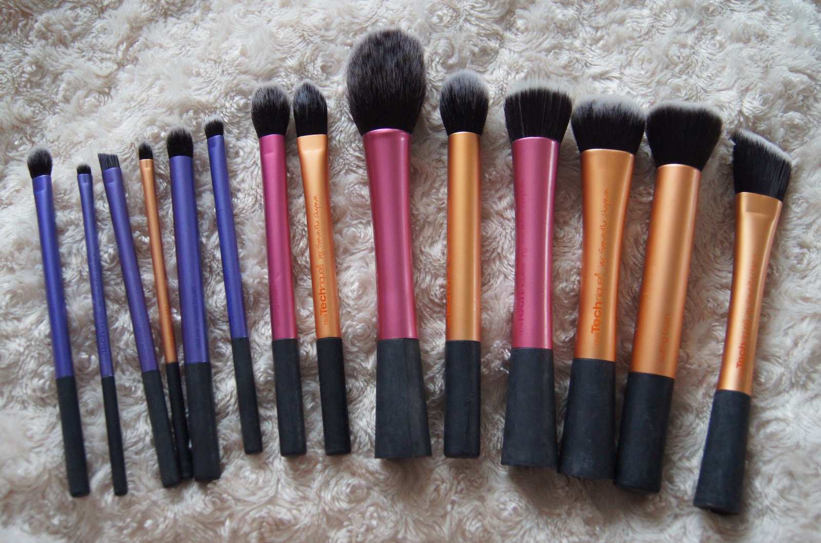 Real Techniques Make-up Brushes Review - AliceGraceBeauty ...