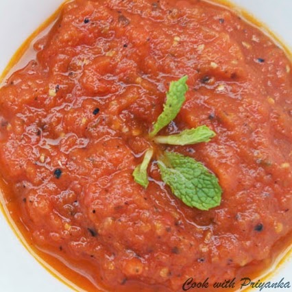 http://cookwithpriyankavarma.blogspot.co.uk/2014/03/homemade-pizza-sauceitalian-sauce.html