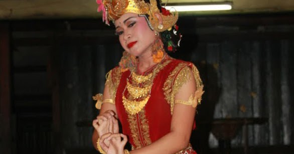 Pengertian dan contoh tari tunggal Ddayip dokumen