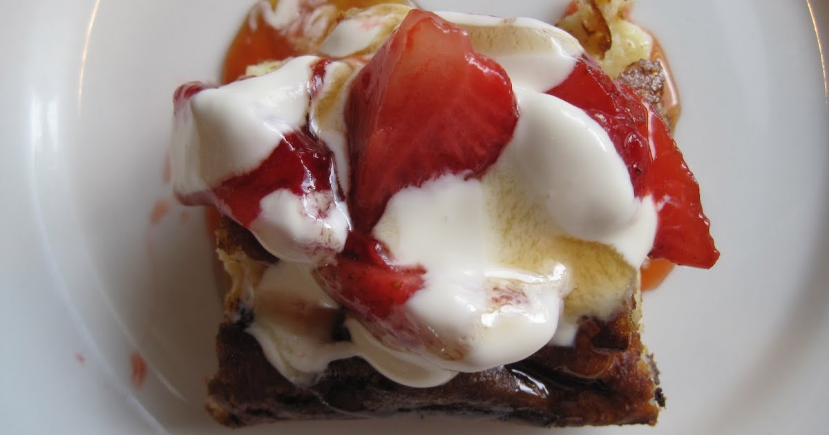 Some Kind of Delicious Strawberry Creme German Pancakes