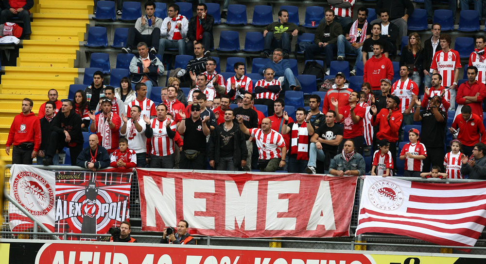 Olympiakos Fans Away thumb