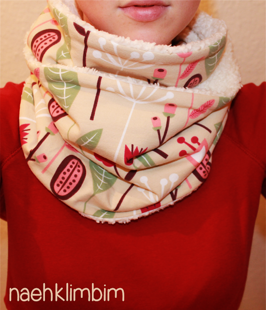 selbstgenähter winterlicher Loop mit Teddy und Jersey selbstgenähter winterlicher Loop mit Teddy und Jersey