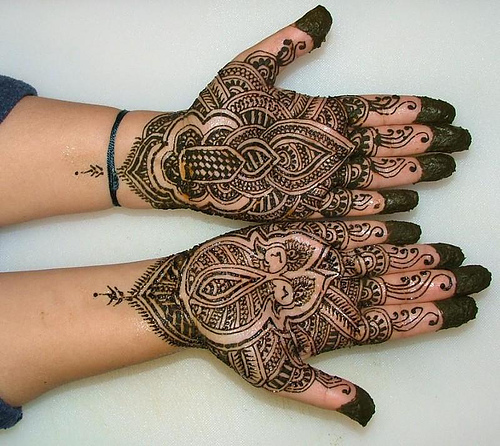 Beautiful Girls Photos And Fashion World Updates Mehndi