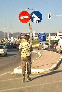 http://2.bp.blogspot.com/-bGTeC5bZIQA/TccMOIxBgII/AAAAAAAAAqk/m9IqNCaeq38/s400/zht2.jpg