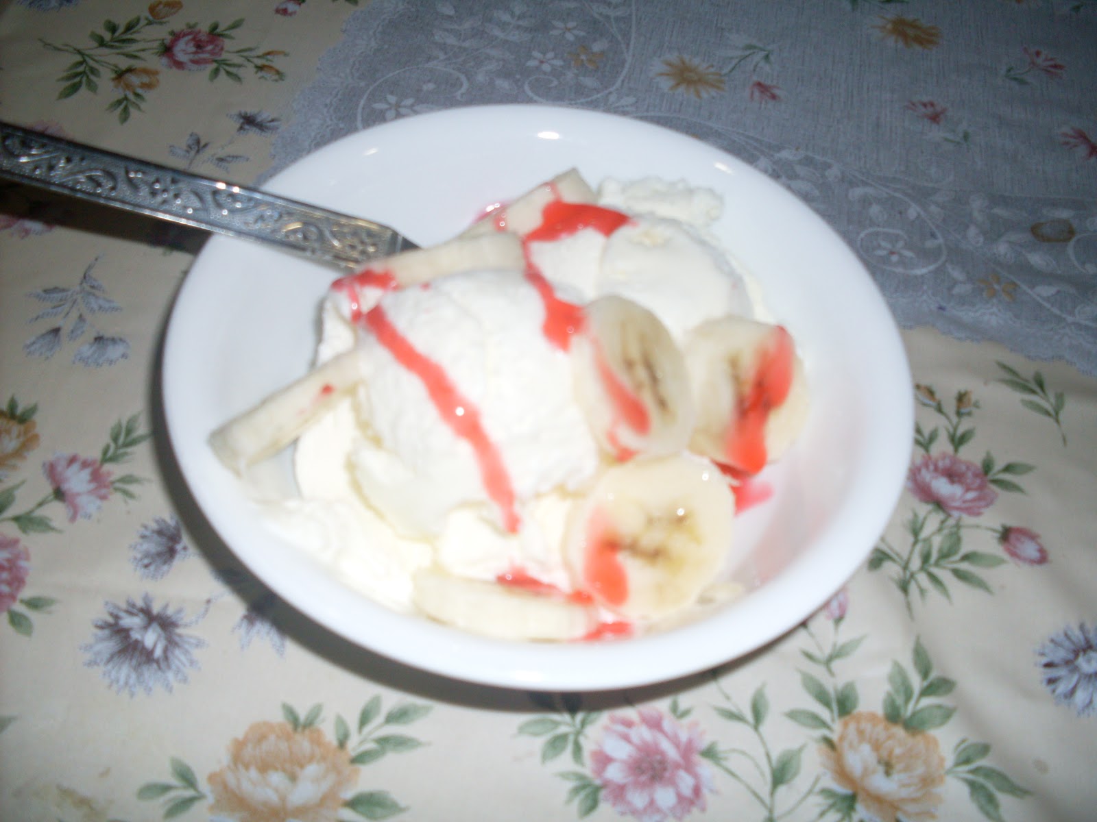 Strawberry Banana Sundae
