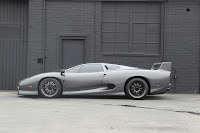 Jaguar XJ220S headed