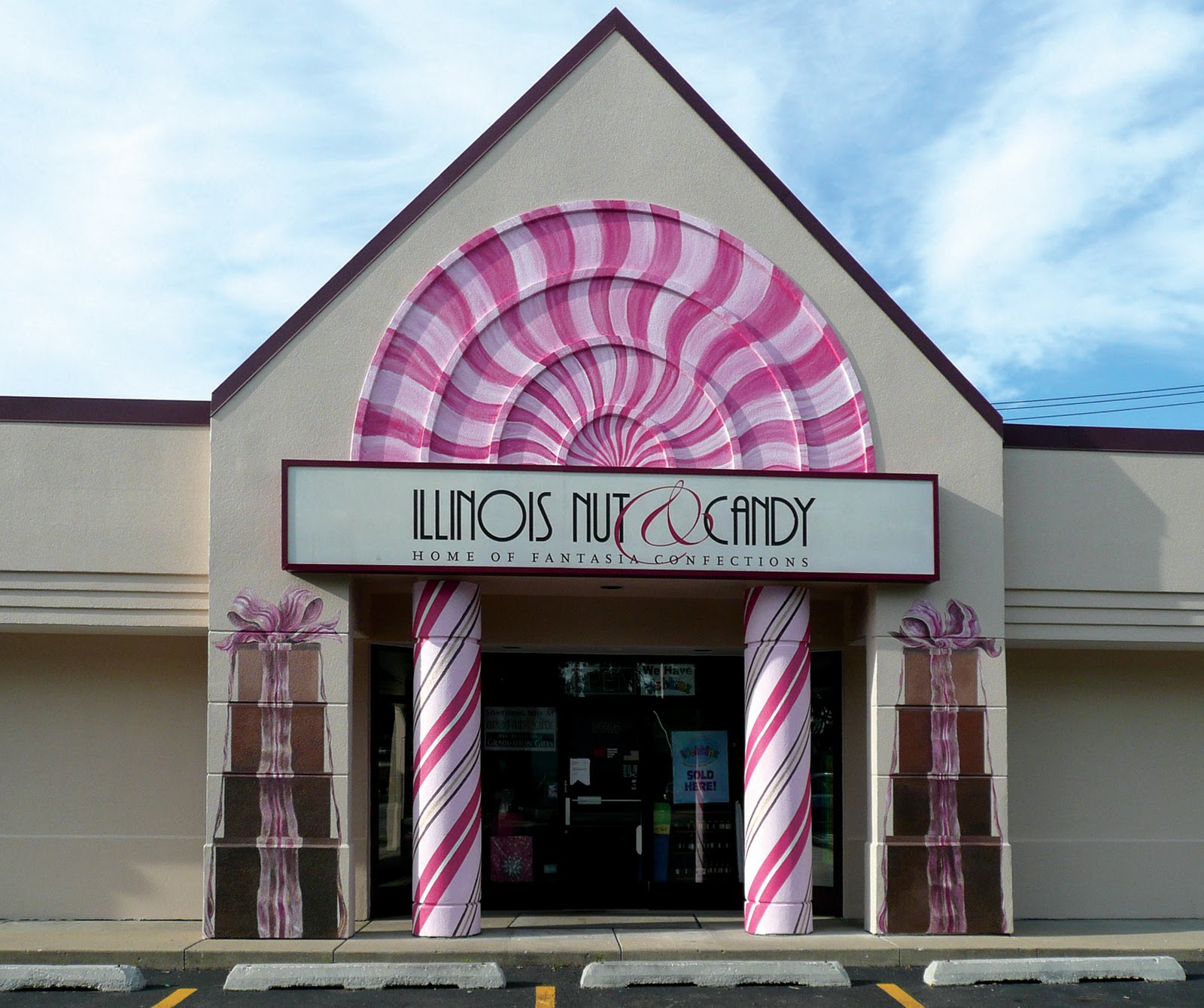 Illinois Nut and Candy Turns 11! Life of the Candy Man