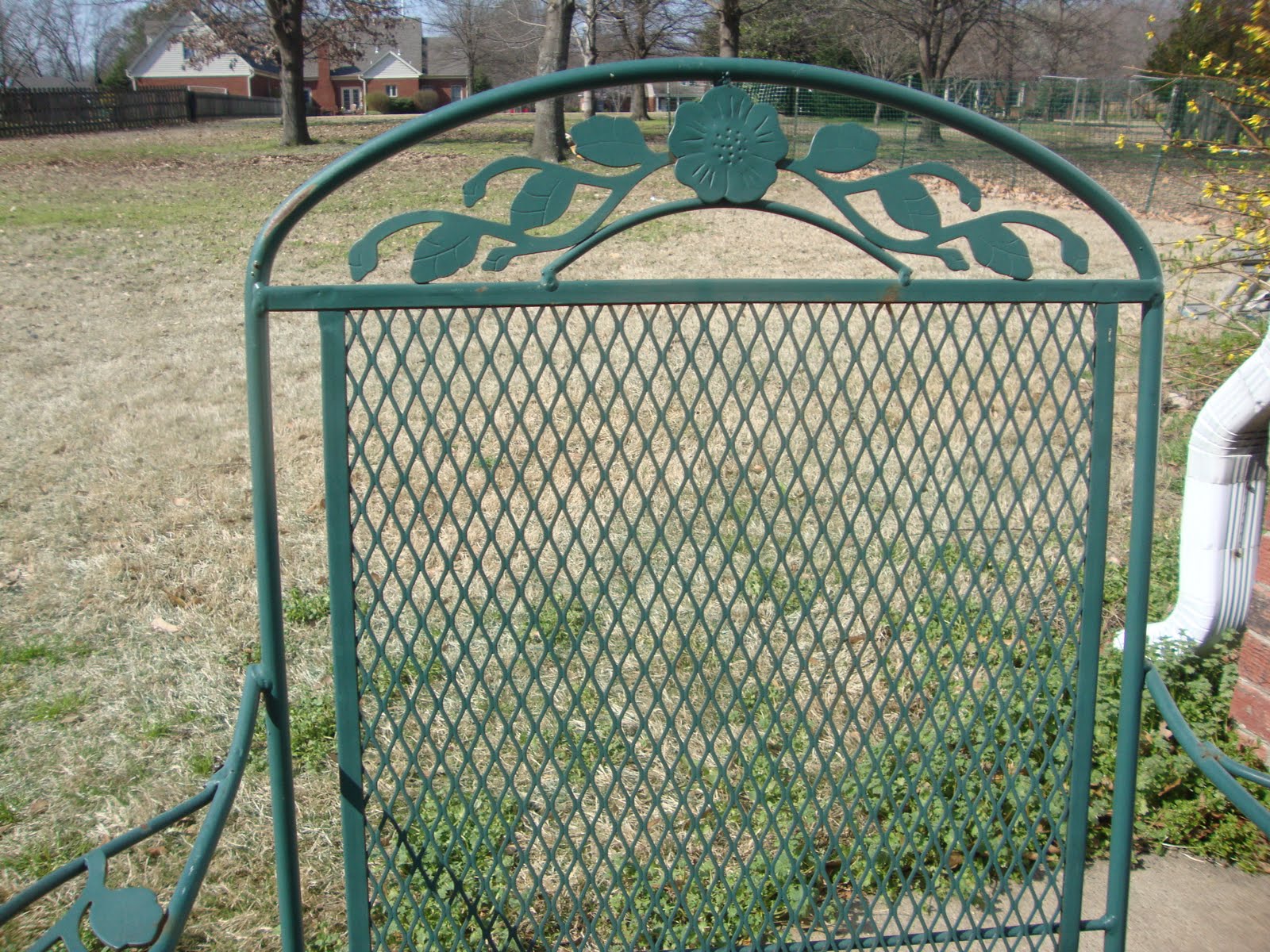 Amazing Grays Updated Patio Set