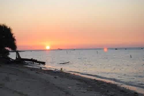 Asyiknya Wisata ke Pantai Bandengan Jepara Jawa Tengah