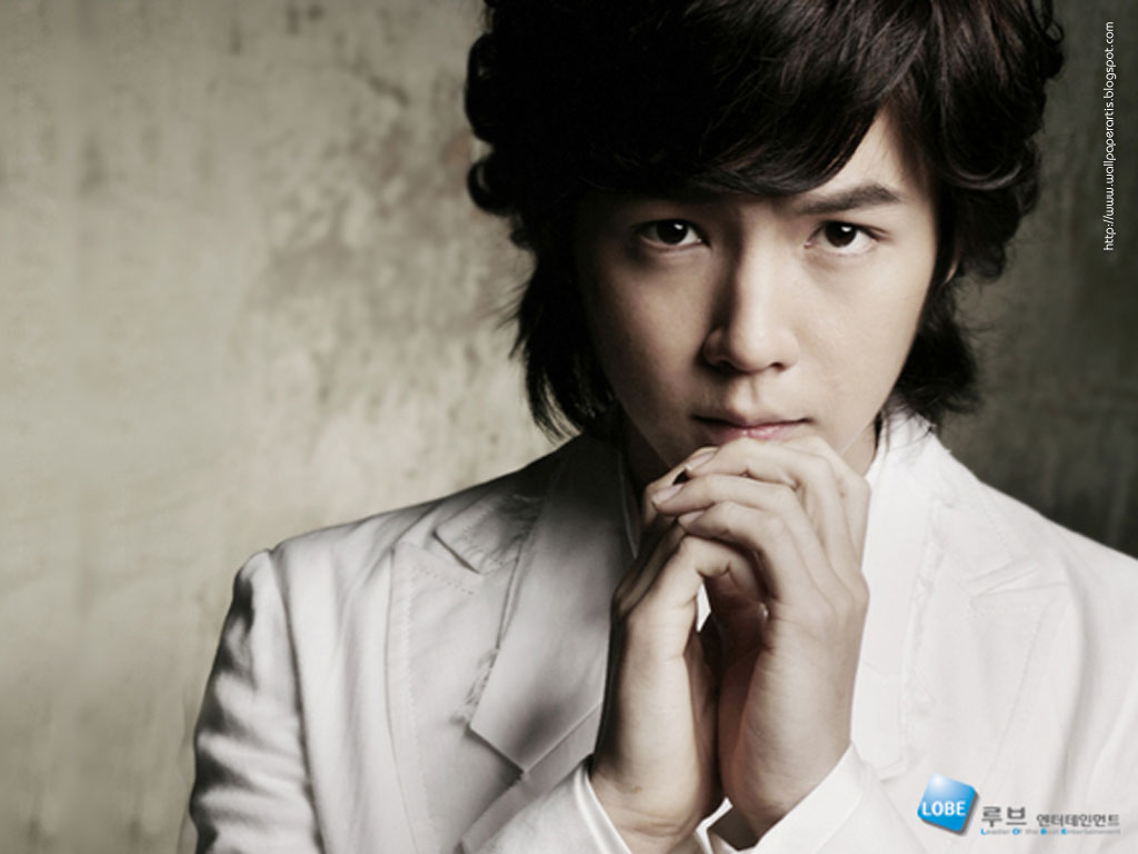 http://2.bp.blogspot.com/-bLum8E10R3A/T3UaPb-WrZI/AAAAAAAABW4/DQ3eLm0xQpg/s1600/Jang+Geun+Suk+wallpapaer.jpg