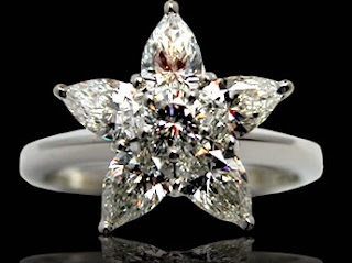 Diamond, luxury Diamond, expensive Diamond,Ring Diamond,Diamond Jewellery, Diamond Pictures http://stockphototops.blogspot.com/