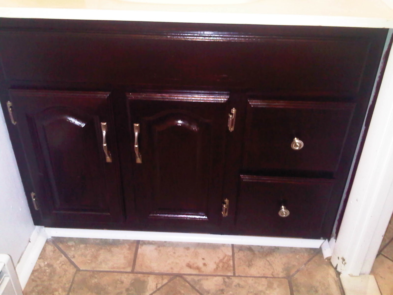 Bathroom vanities Minwax Bombay Mahogany Stain Kitchen