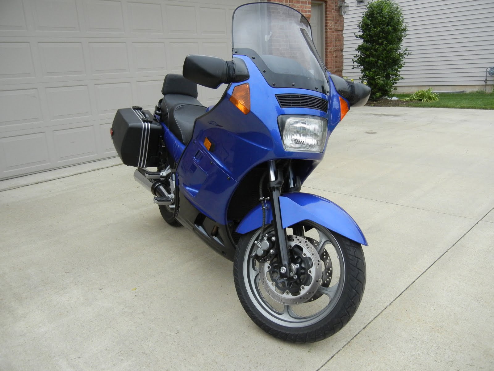 2001 Kawasaki Concours: For Sale : 2001 Kawasaki Concours 1000cc - $3800