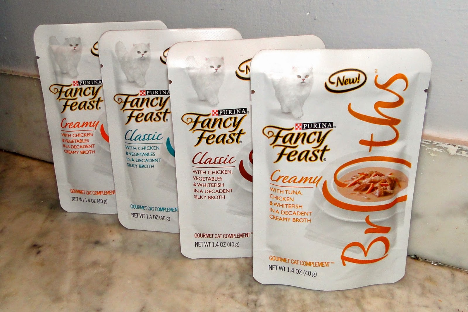 Cupcakes & Couture For the Cats Fancy Feast Broths