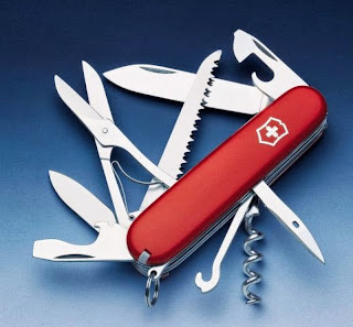 Alocasia 'silver dragon' kolom hsgautama: SOLD Victorinox Huntsman 1.3713 satu alat sapu semua