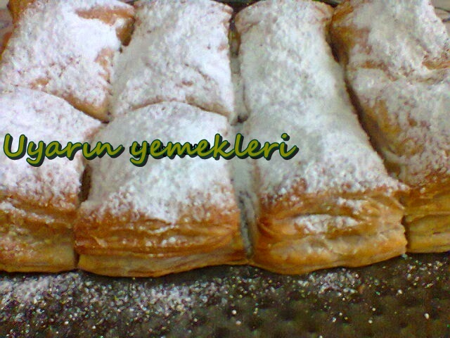 Uyarın Yemekleri Kürt böreği
