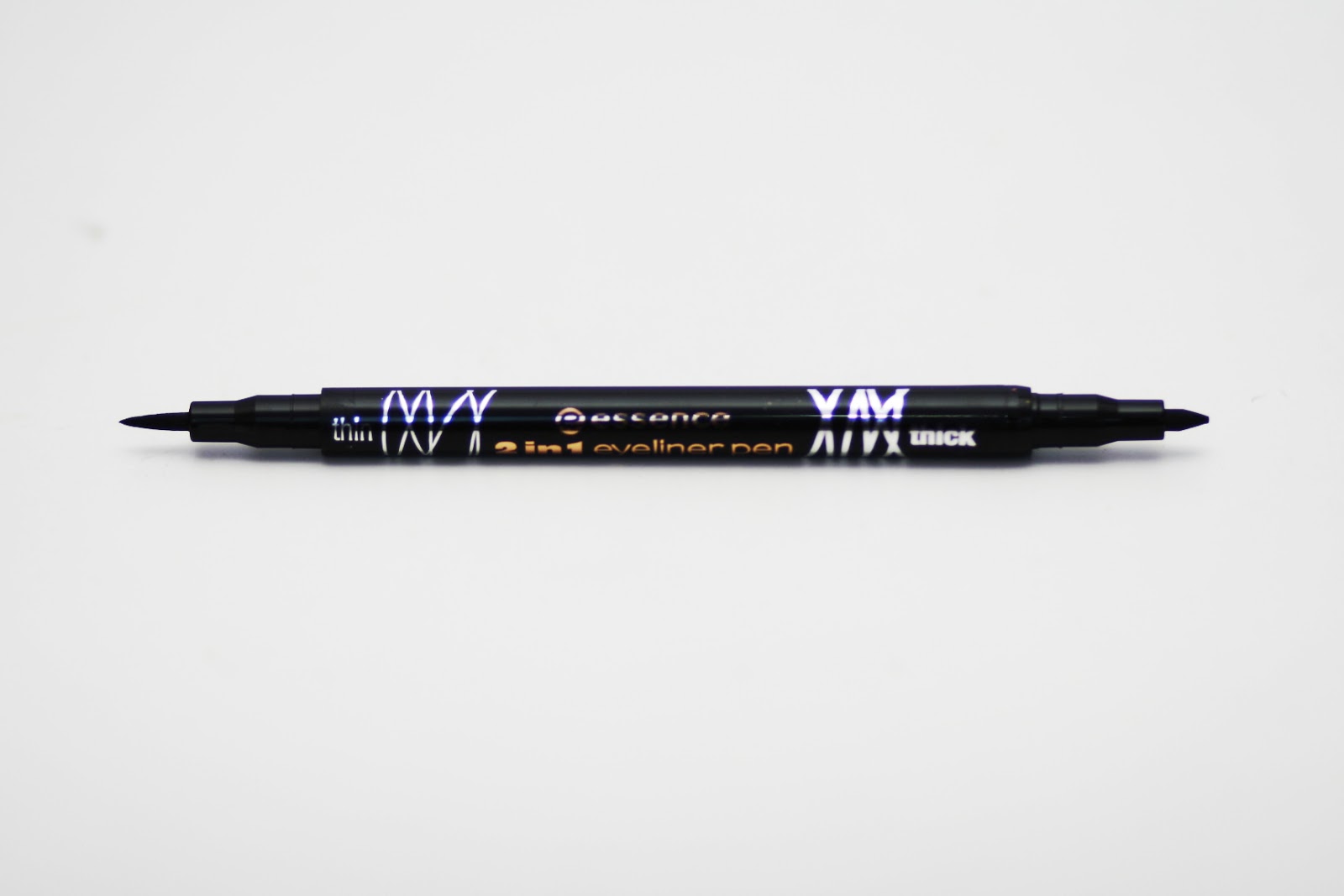 fun size beauty: essence 2 in 1 Eyeliner Pen