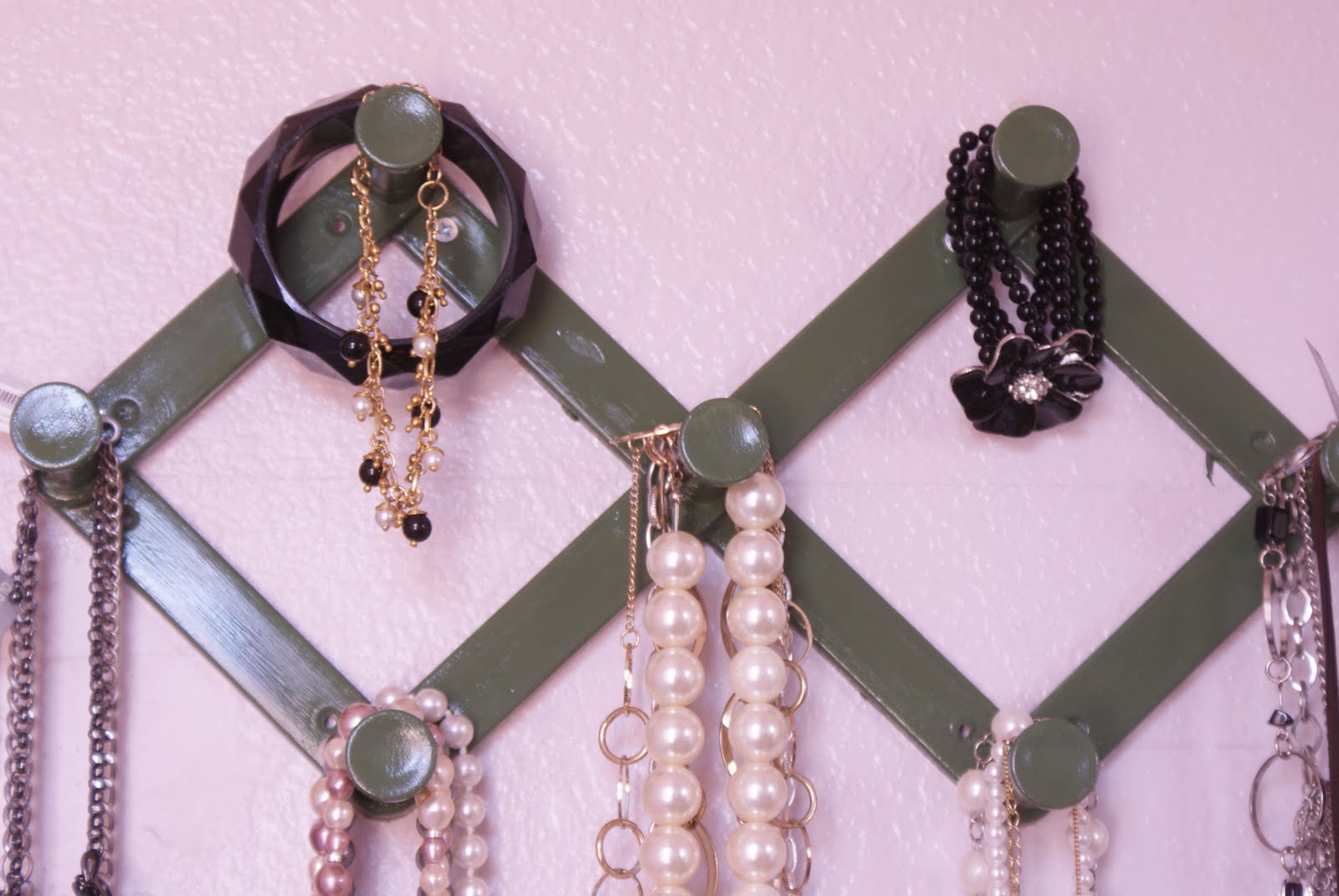 Super Saving Sense Dollar Tree Organizer DIY Jewelry Holder