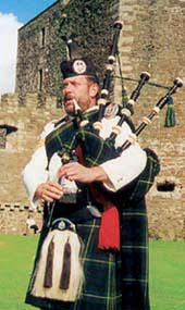 Highland Piper