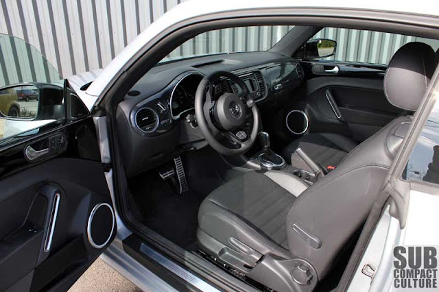 2012 Volkswagen Beetle Turbo interior